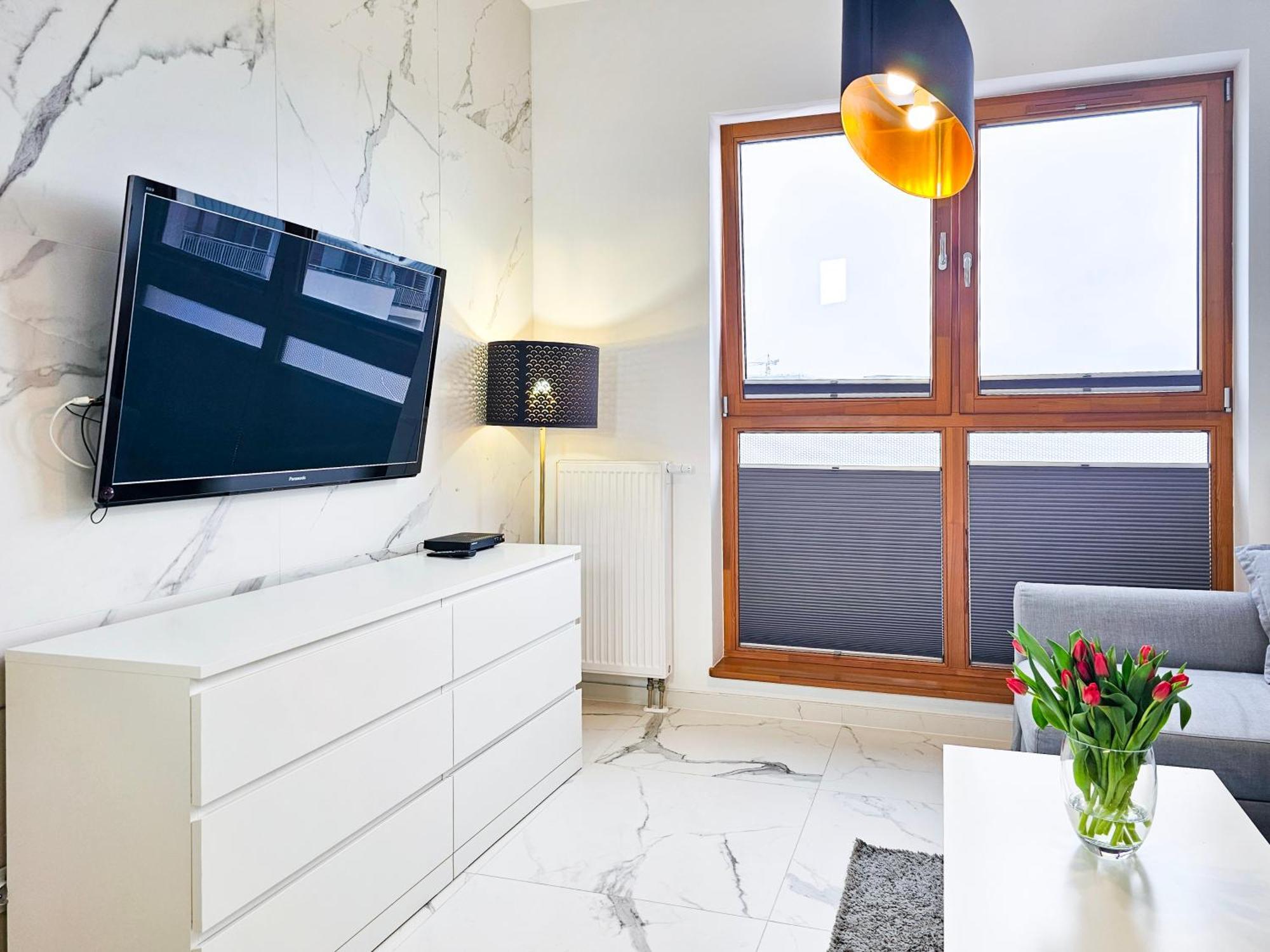 شقة Visit Baltic - Platan Tower Grey سفينويتشي المظهر الخارجي الصورة